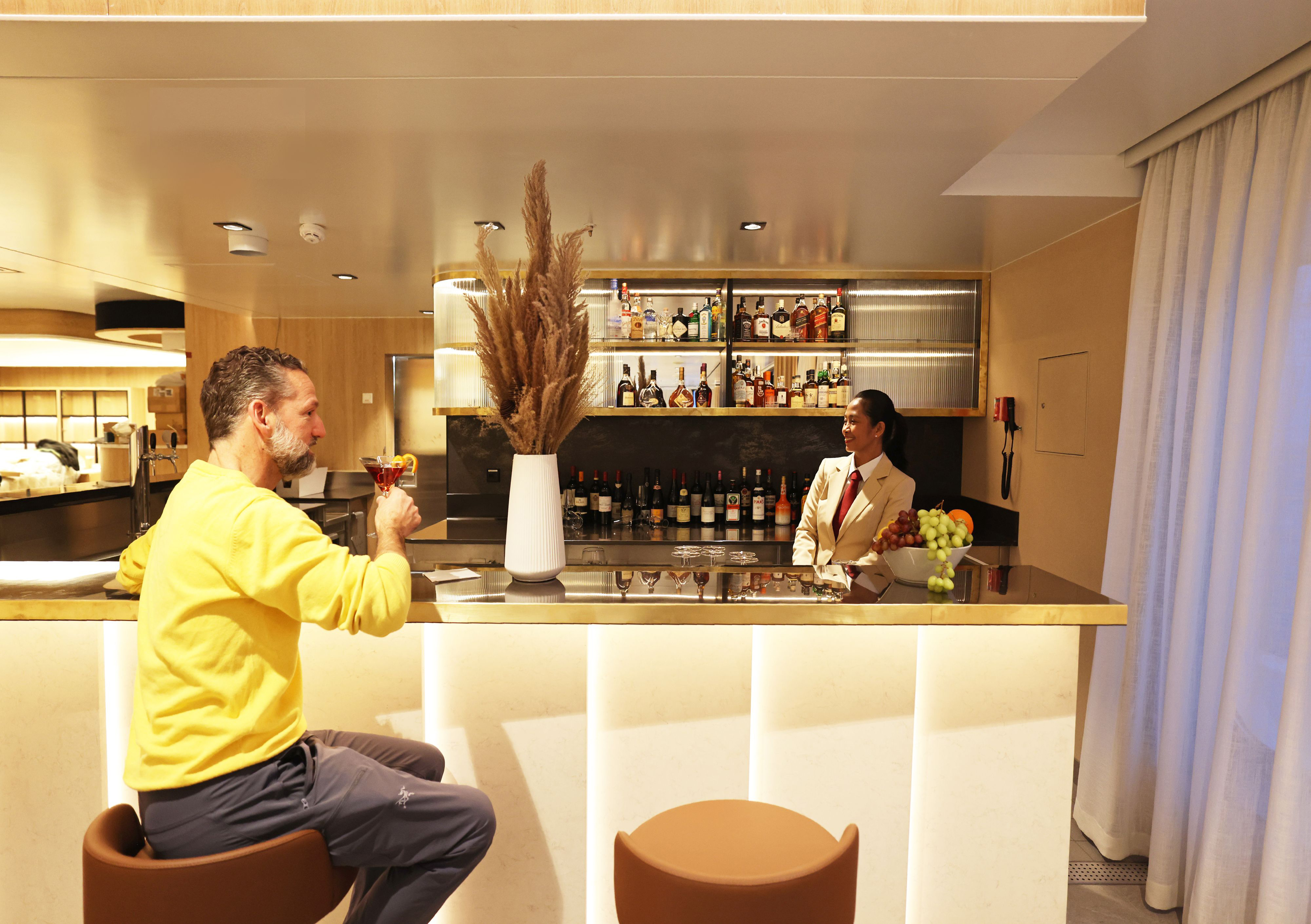 The Observation Lounge on SH Minerva